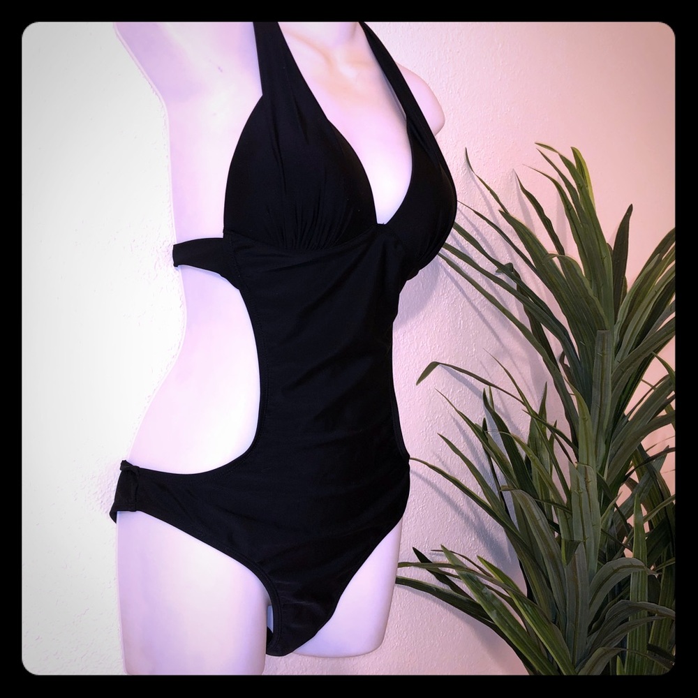 Bathing suit